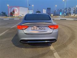 Chrysler 200